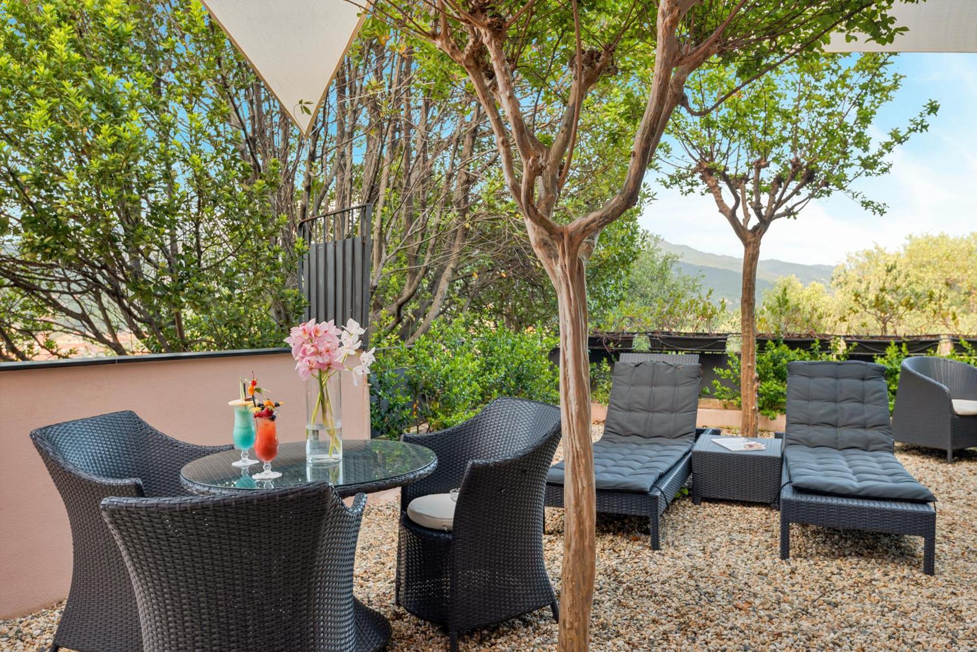 Hotel Vis A Vis Sestri Levante Ngoại thất bức ảnh