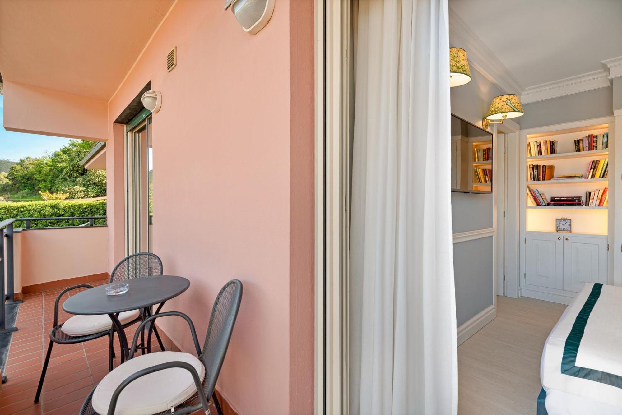 Hotel Vis A Vis Sestri Levante Ngoại thất bức ảnh